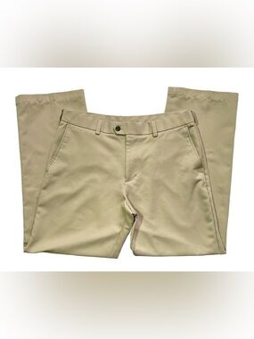 IZOD Golf Men’s Khaki Performance Pants Size 32x30